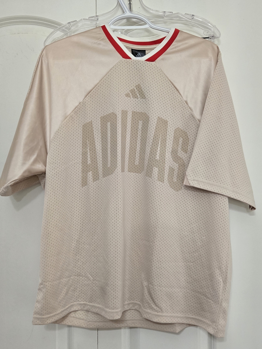 adidas NWT Light Beige Stadium Mesh Logo Athletic Tee with Red-Trim Collar